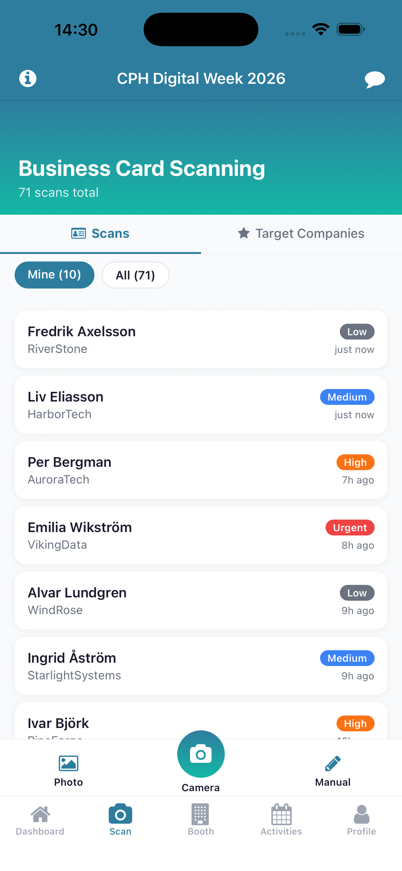 Trade Show PRO scanned contacts list with search and filters